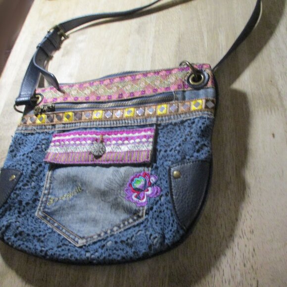 π Desigual Boho Crossbody Bag πΈβ¨ - Picture 15 of 16